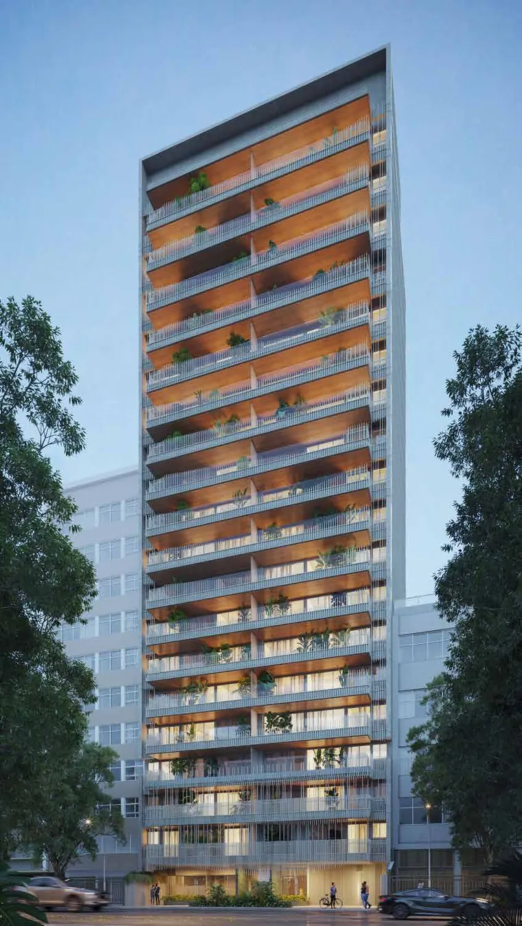Torre do Ipanema Almar vista da rua, com varandas de madeira e jardins na base